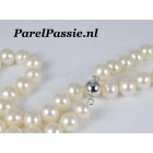 Parelcollier 7,5mm -- 8 mm prachtige parels witgouden slot 14k  41cm   y